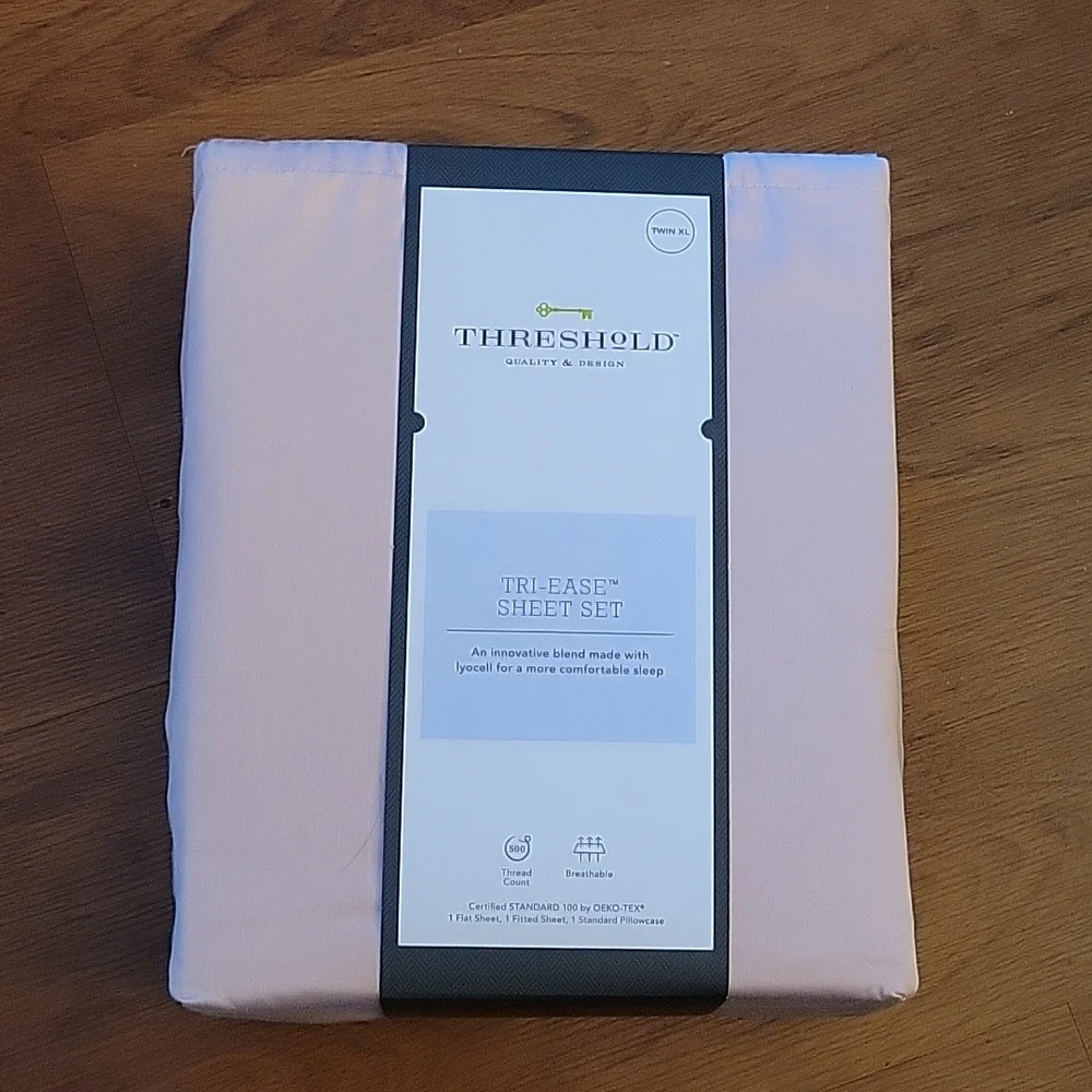 Threshold Tri Ease sheet set Blush 500 Thread Count Sateen 18